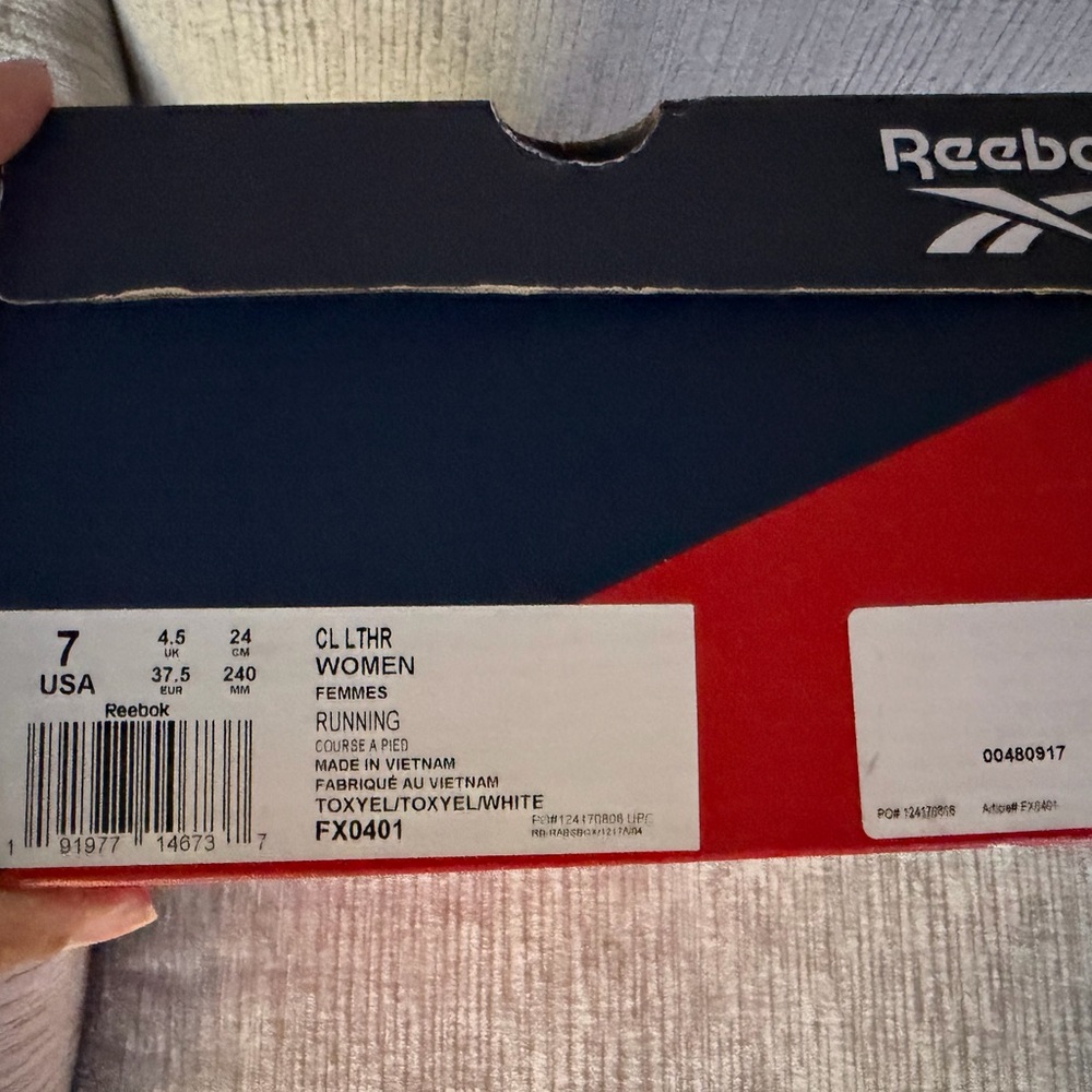 Reebok Classic Leather Sneakers - Yellow - Picture 7 of 7